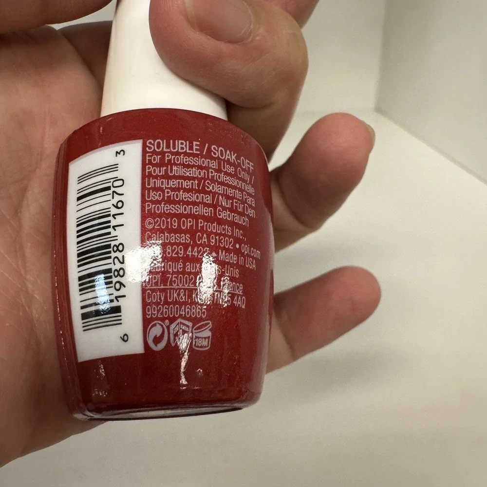 OPI Soak Off Gel Nail Polish GC V30 Gimme a Lido Kiss 0.5oz Red